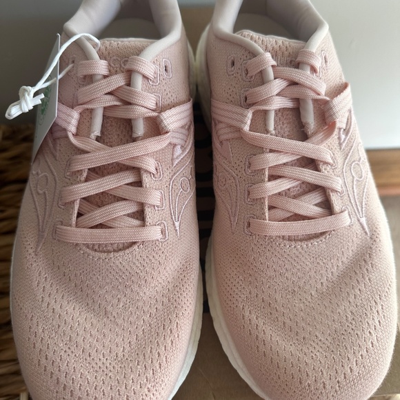 Saucony Triumph RFG, women's 8.5 - Picture 2 of 3